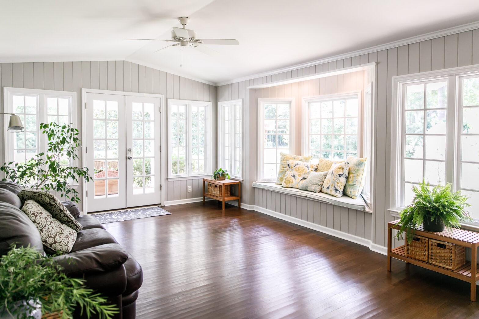 Large and open living room den sun room